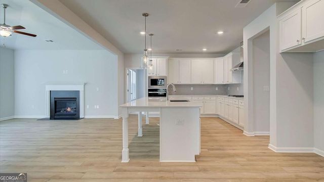 620 Continental Drive 40, Mcdonough, GA 30253