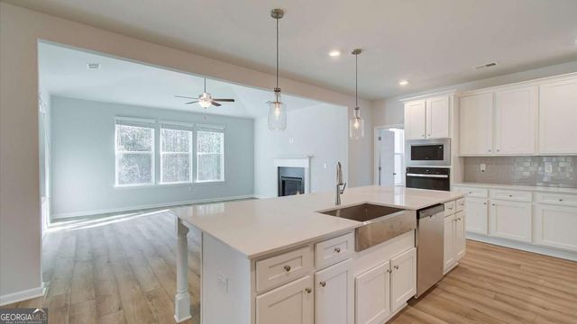 620 Continental Drive 40, Mcdonough, GA 30253