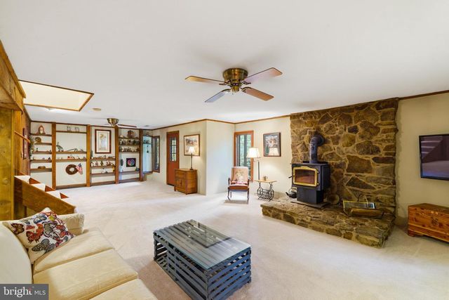 23 KITZBUHEL RD, Parkton, MD 21120