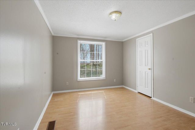 257 Wesley Drive, Piney Flats, TN 37686