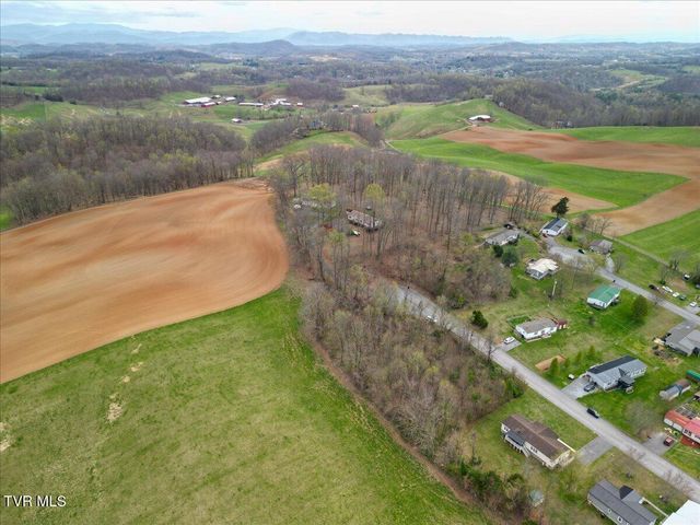 257 Wesley Drive, Piney Flats, TN 37686