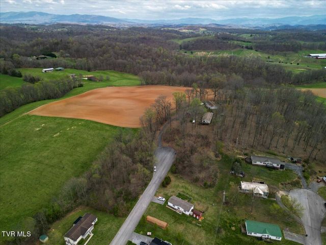 257 Wesley Drive, Piney Flats, TN 37686