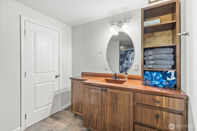 19515 AP Tubbs Road E, Carbonado, WA 98323