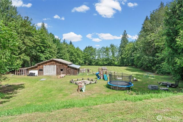 19515 AP Tubbs Road E, Carbonado, WA 98323