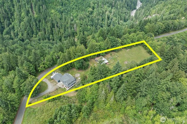 19515 AP Tubbs Road E, Carbonado, WA 98323