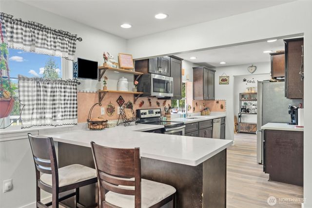 19515 AP Tubbs Road E, Carbonado, WA 98323