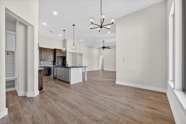 517 Longhorn Drive, Springtown, TX 76082