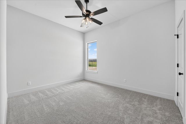 517 Longhorn Drive, Springtown, TX 76082