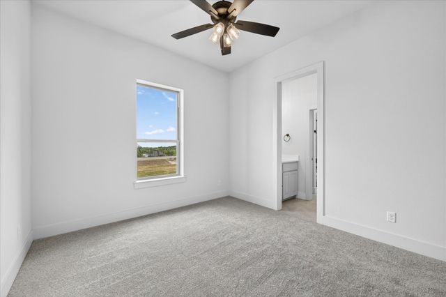 517 Longhorn Drive, Springtown, TX 76082