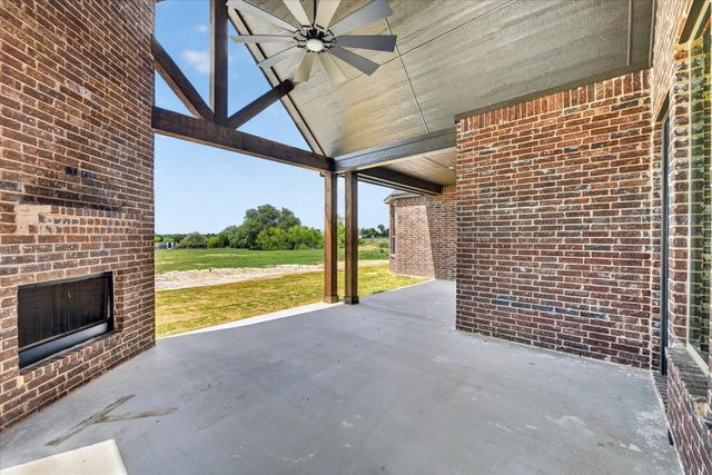 517 Longhorn Drive, Springtown, TX 76082
