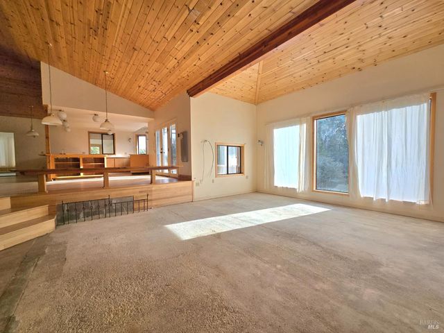 36955 Eureka Stagecoach Rd, Willits, CA 95490