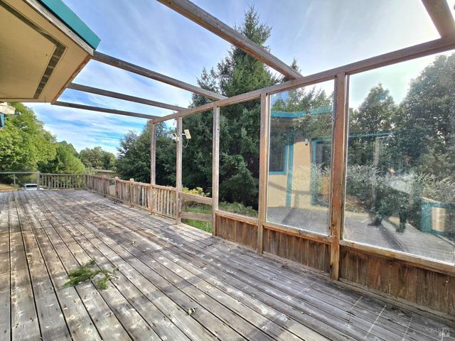 36955 Eureka Stagecoach Rd, Willits, CA 95490