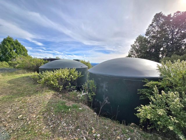 36955 Eureka Stagecoach Rd, Willits, CA 95490