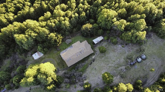 36955 Eureka Stagecoach Rd, Willits, CA 95490