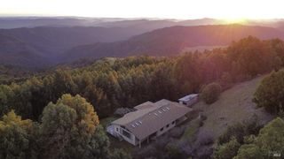 36955 Eureka Stagecoach Rd, Willits, CA 95490
