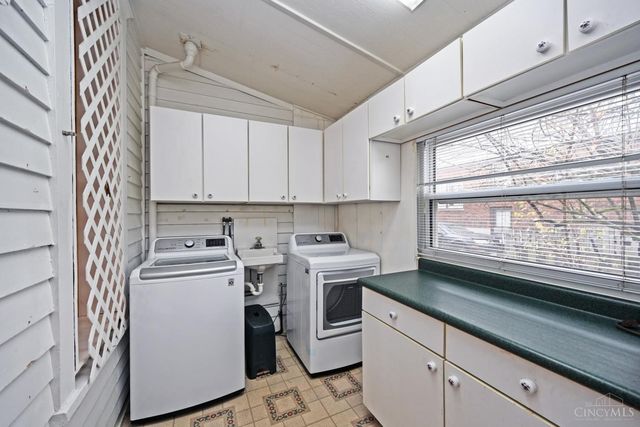 1741 Mears Avenue, Cincinnati, OH 45230