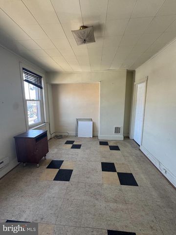 634 E ALLEGHENY AVE, Philadelphia, PA 19134