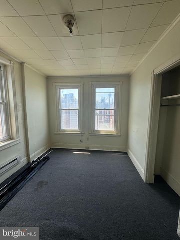 634 E ALLEGHENY AVE, Philadelphia, PA 19134