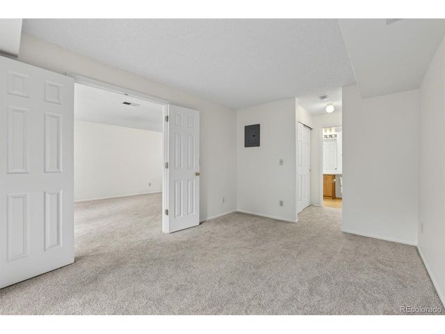 2575 S Syracuse Way E207, Denver, CO 80231