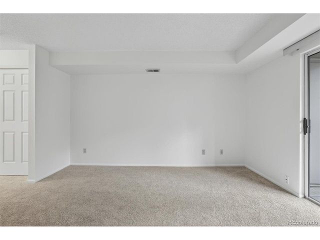 2575 S Syracuse Way E207, Denver, CO 80231