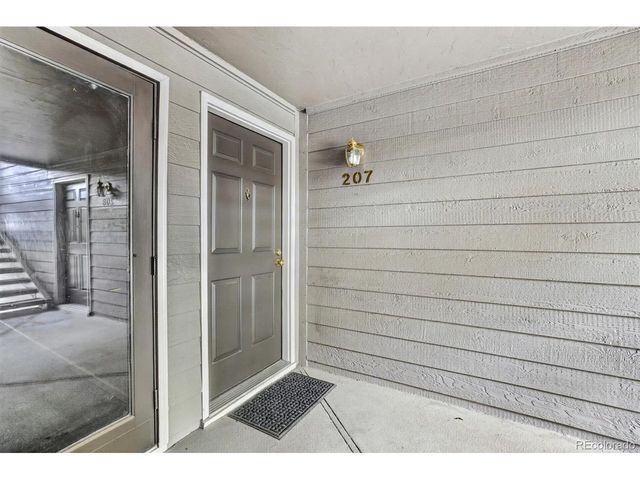 2575 S Syracuse Way E207, Denver, CO 80231