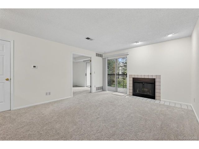 2575 S Syracuse Way E207, Denver, CO 80231