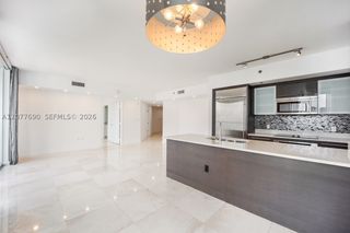 55 SE 6th St 3901, Miami, FL 33131