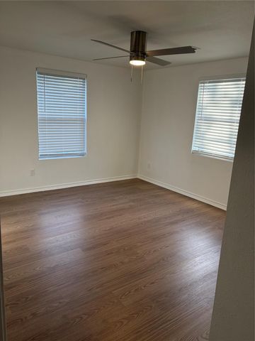 7909 Hoffman Street, Houston, TX 77016