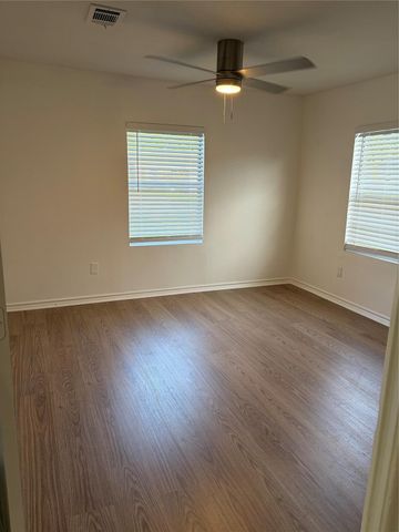 7909 Hoffman Street, Houston, TX 77016