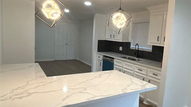 7909 Hoffman Street, Houston, TX 77016