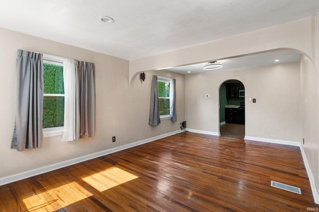 206 N 4th Street, Monticello, IN 47960