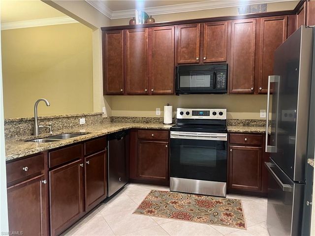 10300 Via Colomba CIR, Fort Myers, FL 33966