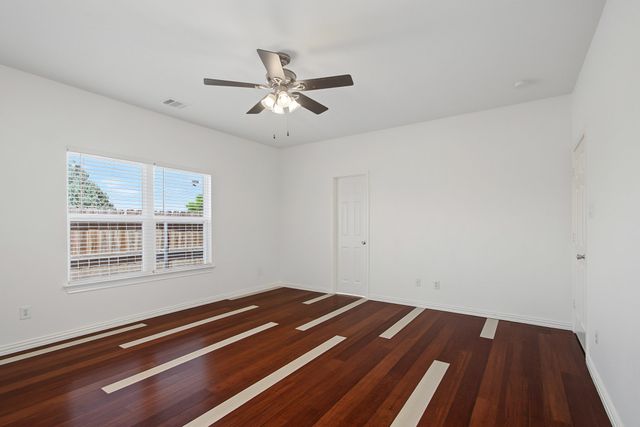 1501 Kingfisher Drive, Fort Worth, TX 76131