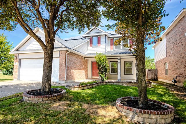 1501 Kingfisher Drive, Fort Worth, TX 76131