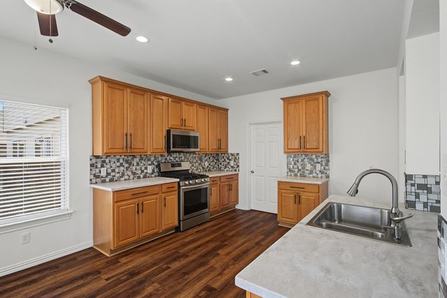 1501 Kingfisher Drive, Fort Worth, TX 76131