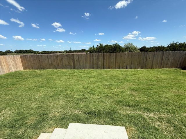 324 Bertram Oaks DR, Bertram, TX 78605