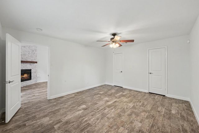14 Summer Crest Circle, The Woodlands, TX 77381