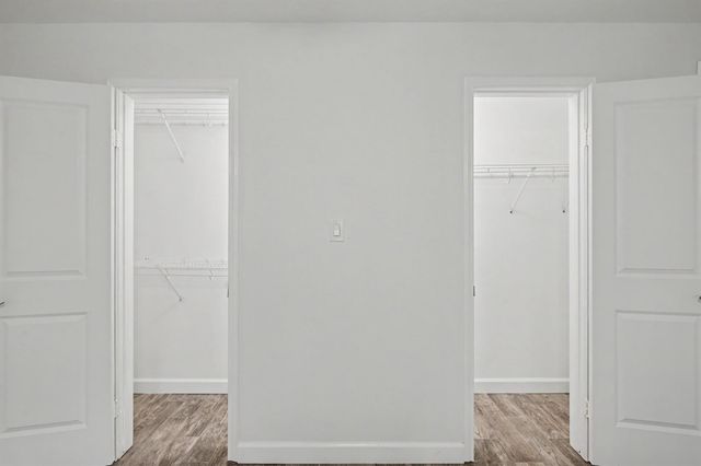 14 Summer Crest Circle, The Woodlands, TX 77381