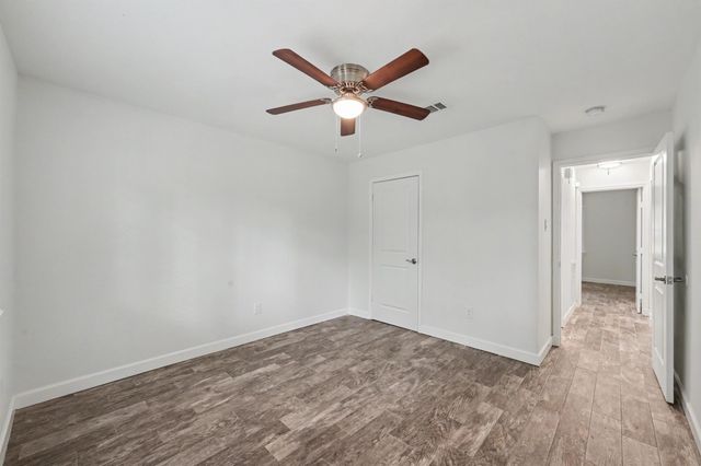 14 Summer Crest Circle, The Woodlands, TX 77381