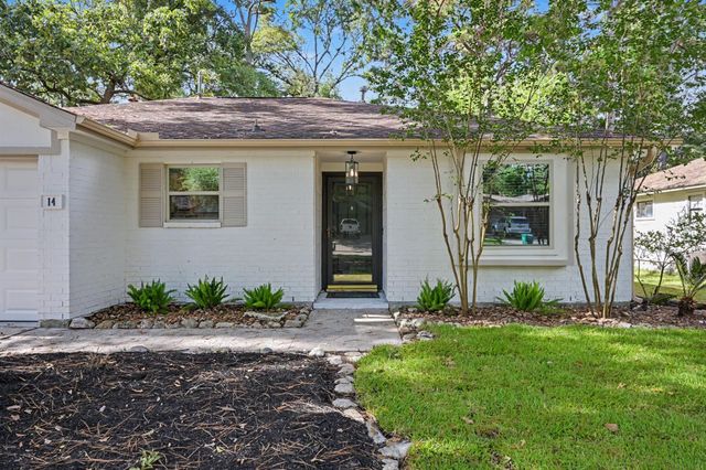 14 Summer Crest Circle, The Woodlands, TX 77381