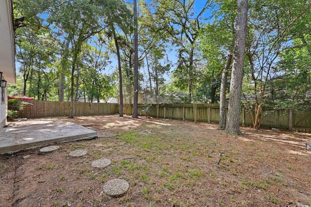 14 Summer Crest Circle, The Woodlands, TX 77381