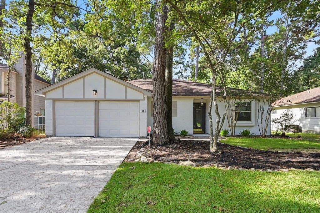 14 Summer Crest Circle, The Woodlands, TX 77381