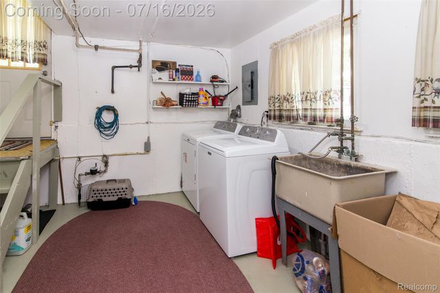 29456 Edward Drive, Inkster, MI 48141