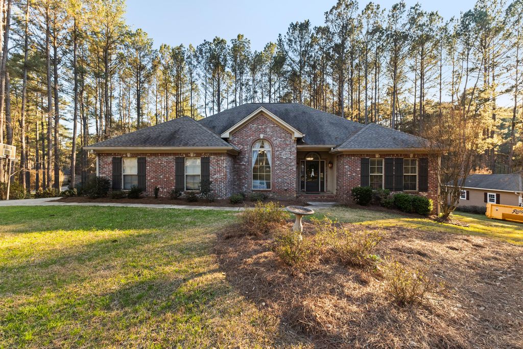 9 Tuckahoe, Hattiesburg, MS 39402
