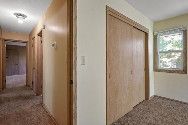 4700 Glenwood Avenue, Golden Valley, MN 55422