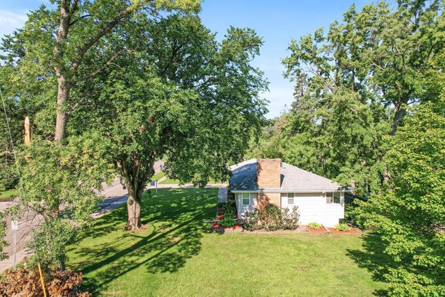 4700 Glenwood Avenue, Golden Valley, MN 55422