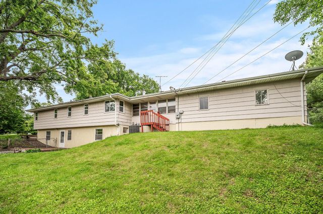 4700 Glenwood Avenue, Golden Valley, MN 55422