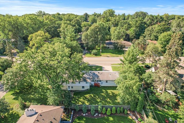 4700 Glenwood Avenue, Golden Valley, MN 55422