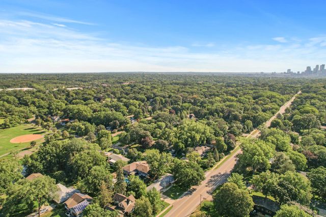 4700 Glenwood Avenue, Golden Valley, MN 55422