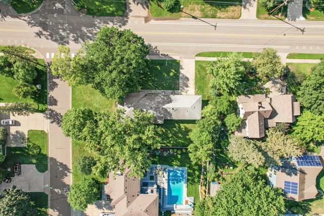 4700 Glenwood Avenue, Golden Valley, MN 55422